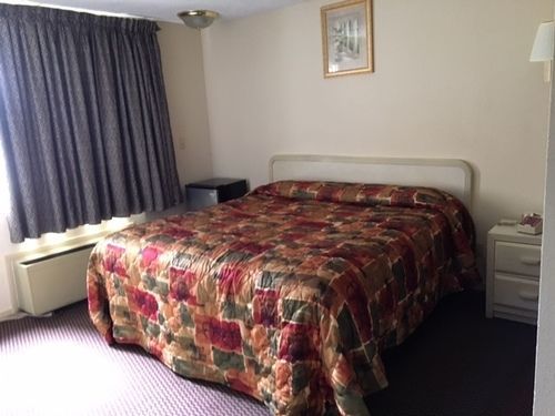 Colonade Motel East Windsor Εξωτερικό φωτογραφία